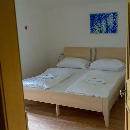 Homestay M *